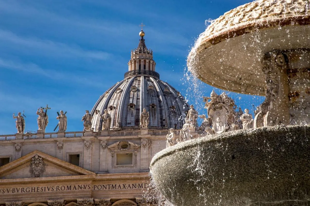 Relais Vatican View Rome 2*,